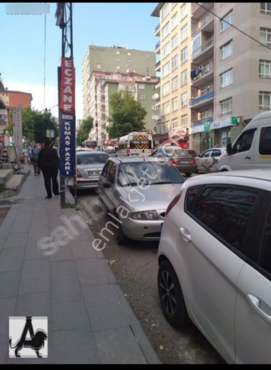 3+1 Eşyalı Asansörlü Ara Kat Metronun Yanında Bağımsız Salon - Görsel 10