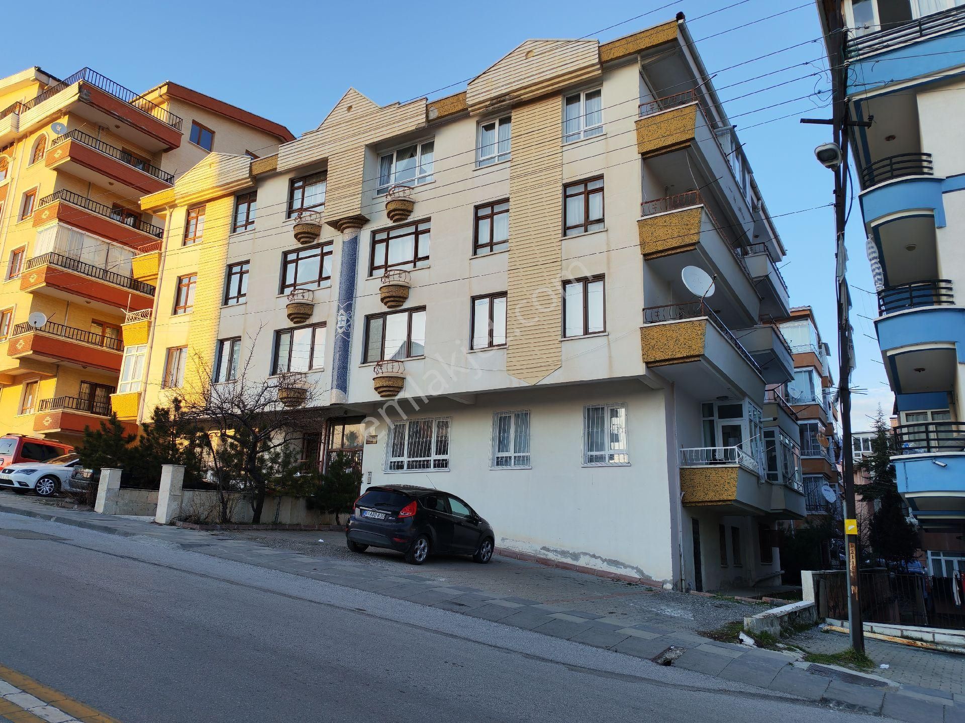 Kuşcağızda Cadde Üzerinde 3+1 Daire - Görsel 15