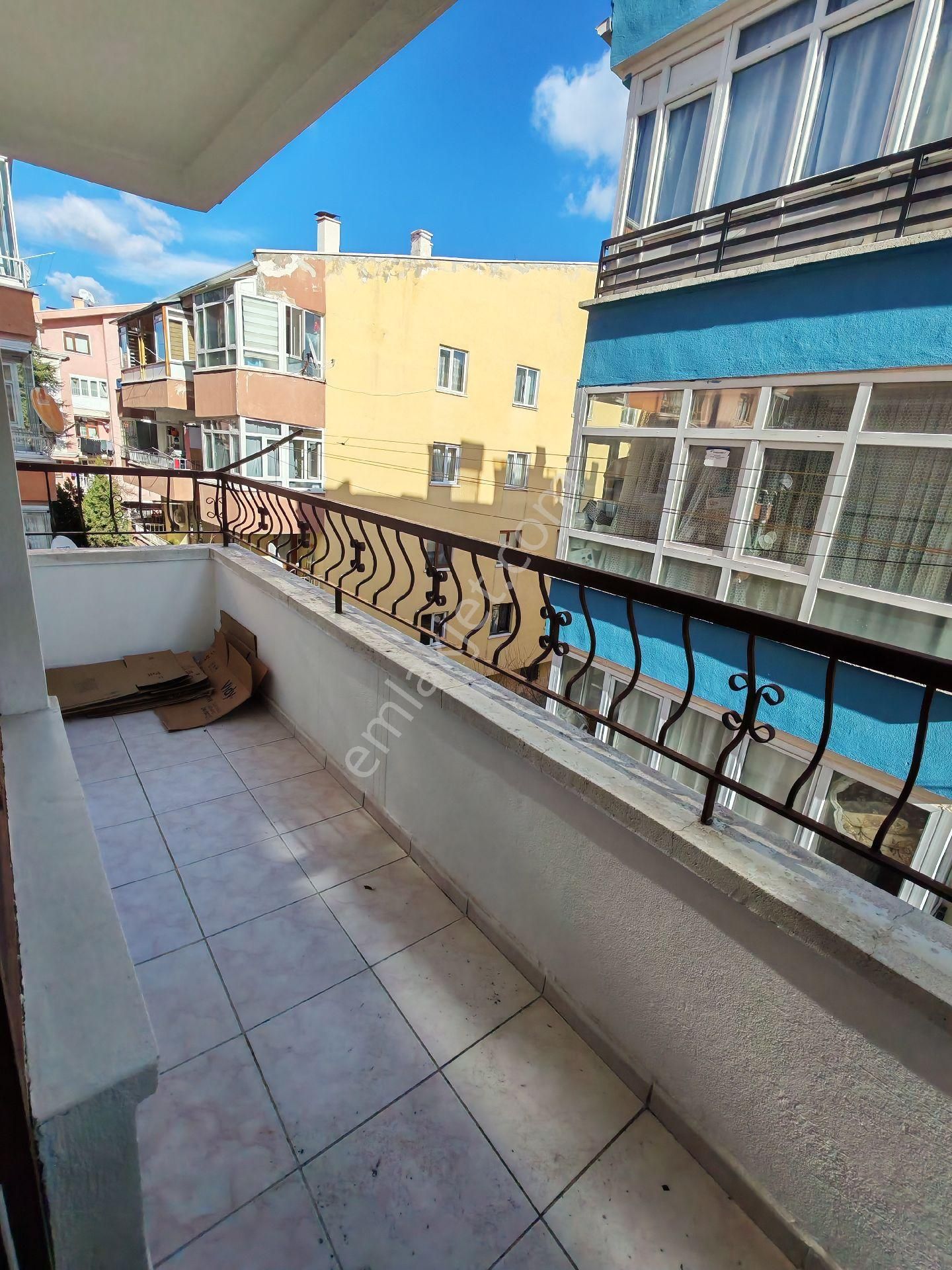 Kuşcağızda Cadde Üzerinde 3+1 Daire - Görsel 3