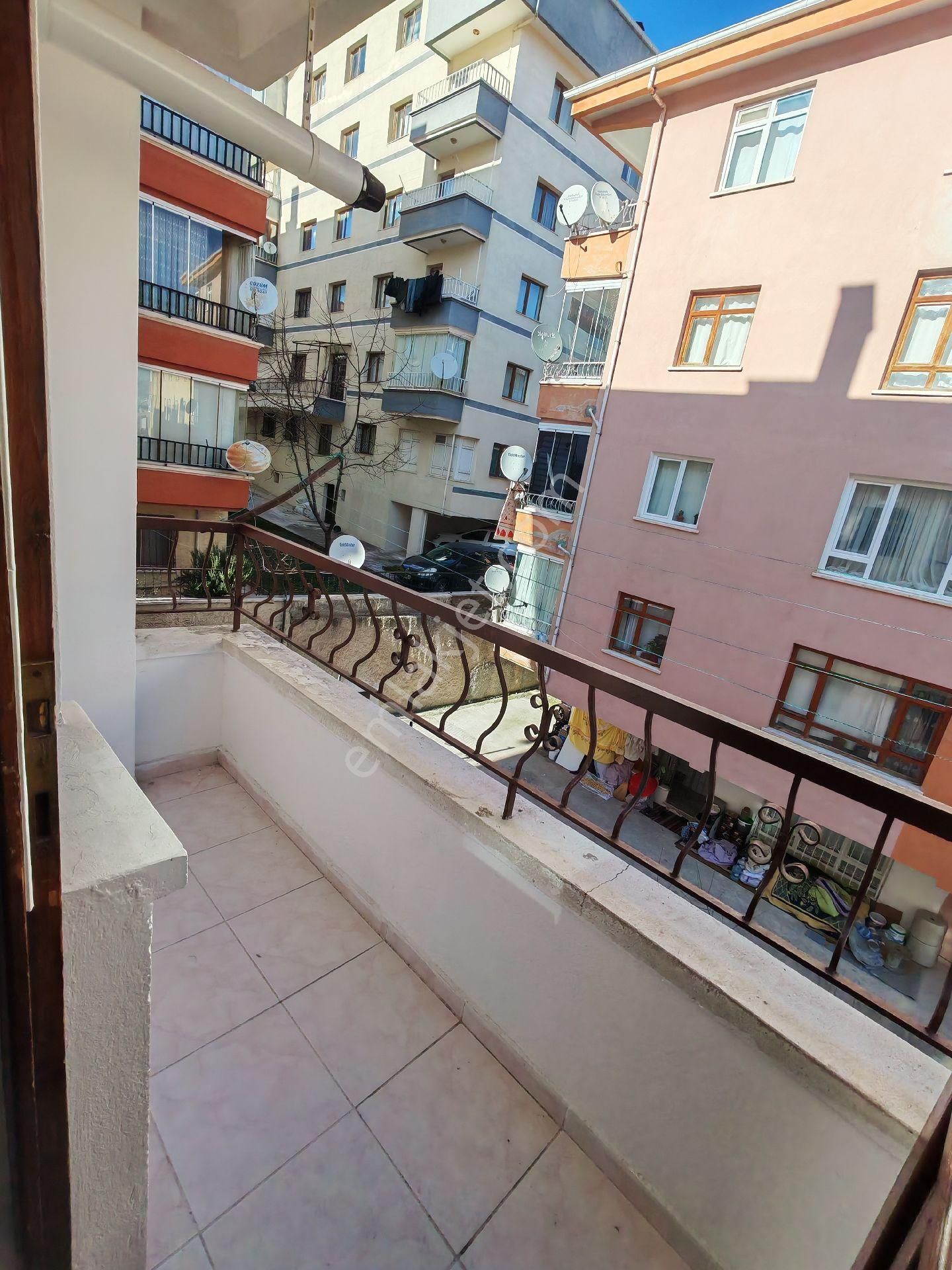 Kuşcağızda Cadde Üzerinde 3+1 Daire - Görsel 8