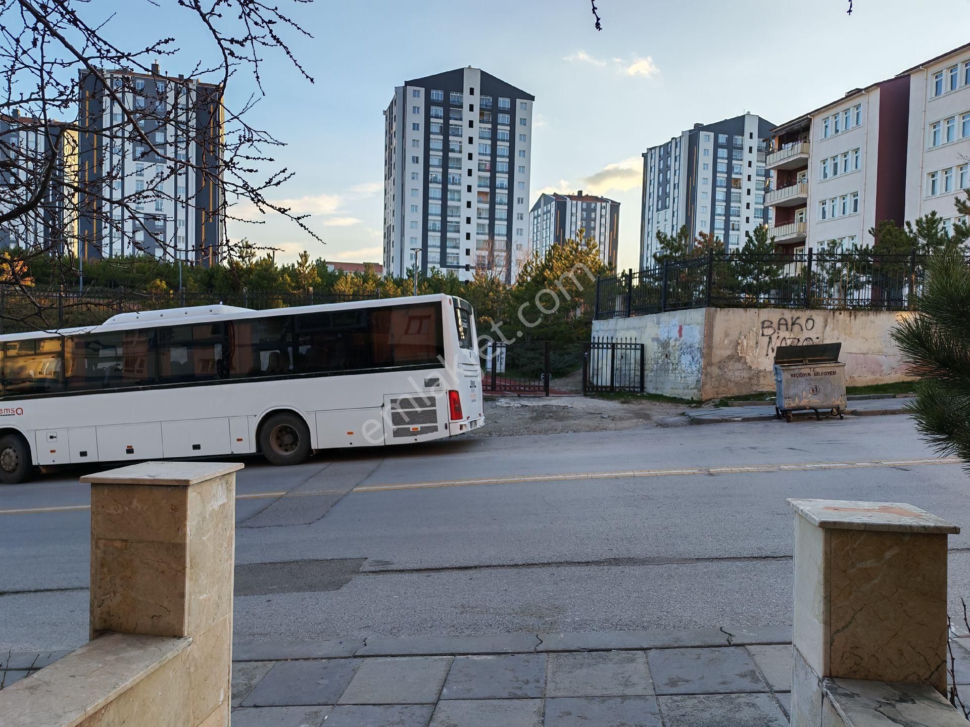 Kuşcağızda Cadde Üzerinde 3+1 Daire - Görsel 17