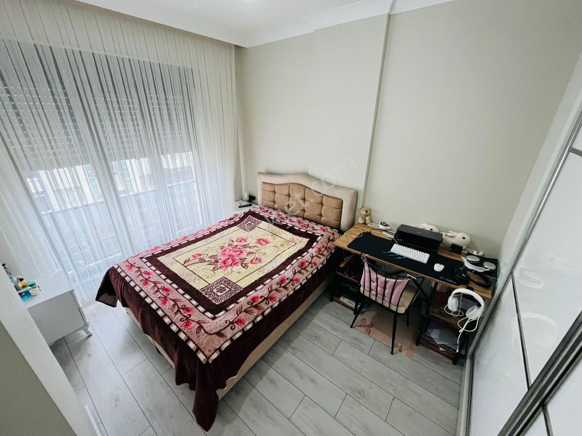 Yükselden "ön Cephe Ara Kat" Full Eşyalı Kombili Lüx 1+1 Daire - Görsel 29