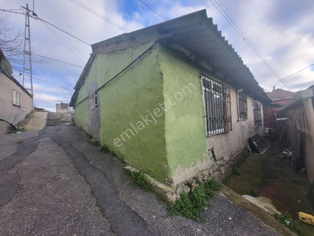 Ümraniye Hekimbaşında Uygun Fiyata Yatırımlık 3+1 Müstakil, Yapı Kayıt Belgeli, 3.750.000 Tl - Görsel 20