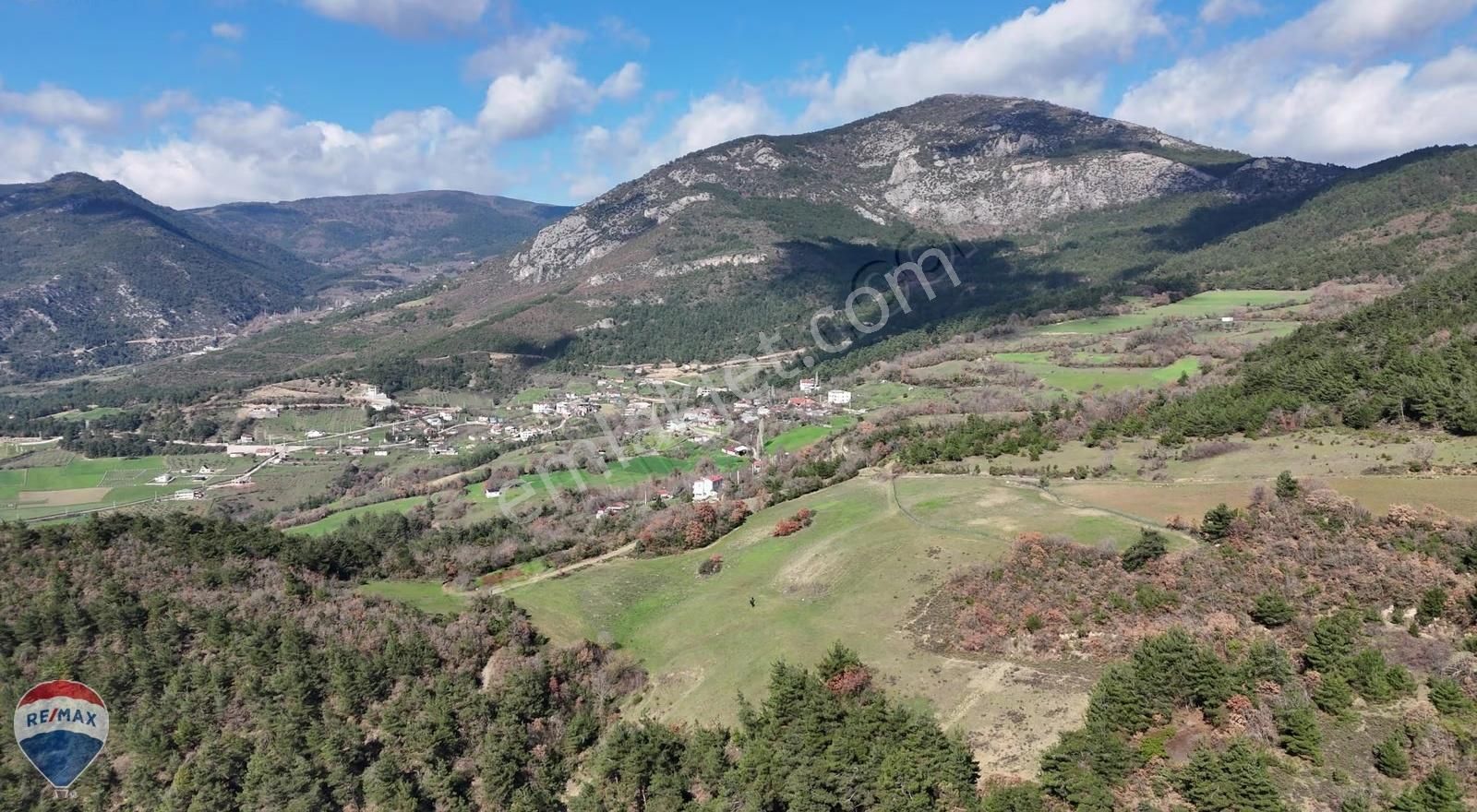 Remax Maviden İçinde Suyu Olan Panaromik Manzaralı Çiftlik Arsas - Görsel 28