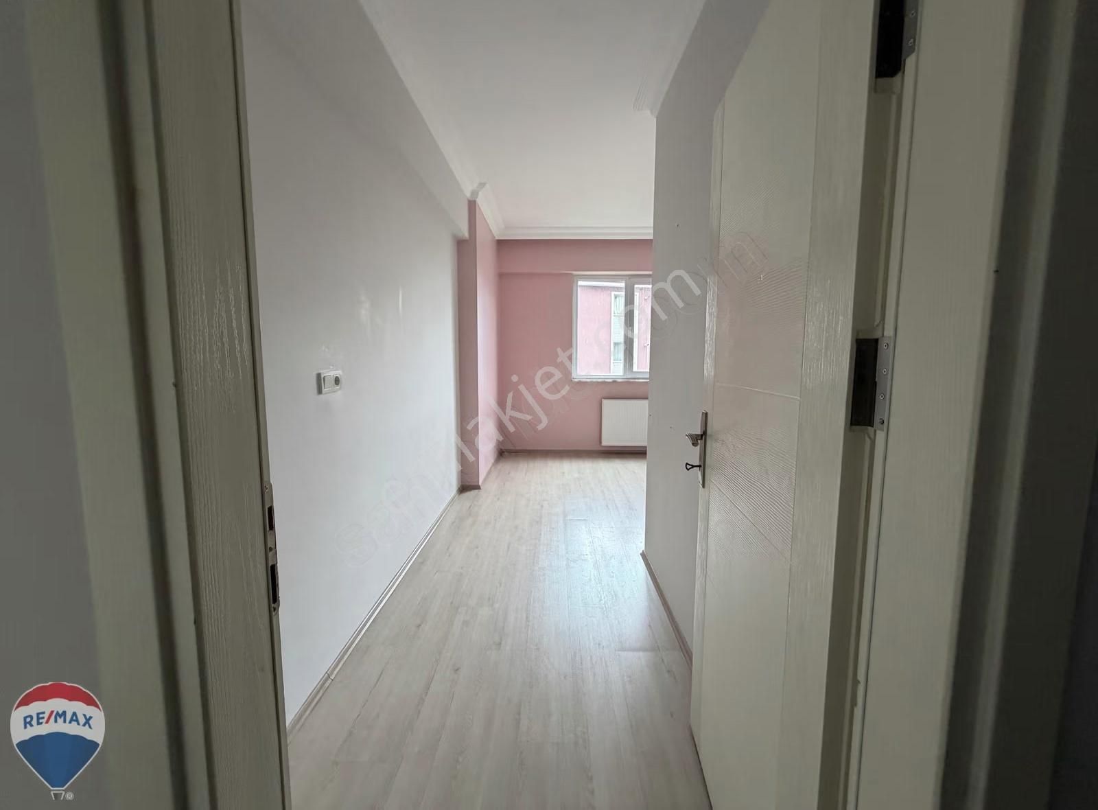 Remax Mavi'den Yazlıkta Kiralık Geniş 2+1 Daire - Görsel 11