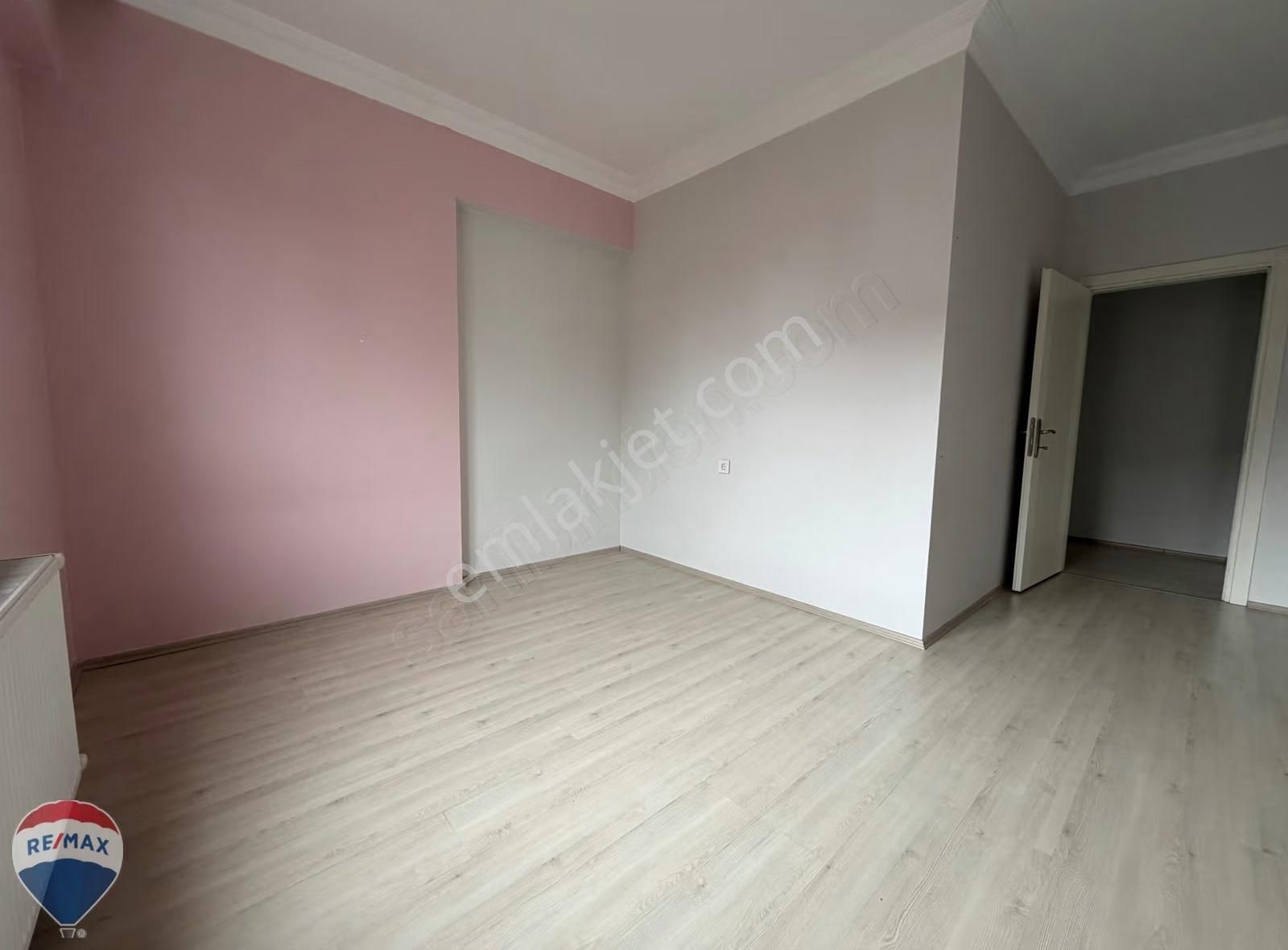 Remax Mavi'den Yazlıkta Kiralık Geniş 2+1 Daire - Görsel 10