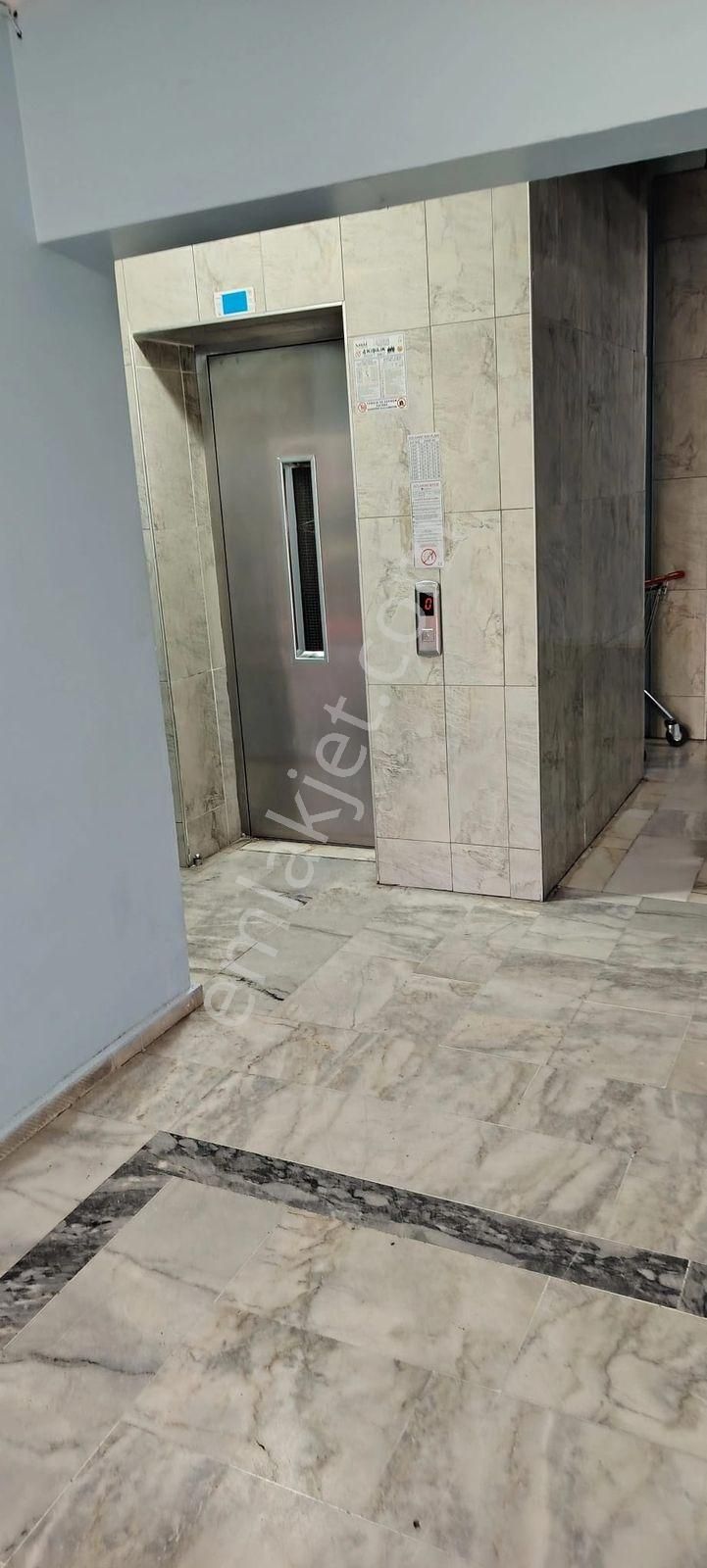 Eryaman Devlet Mahallesi Gülhayat Sitesinde 3+1 Kiralık Daire - Görsel 2