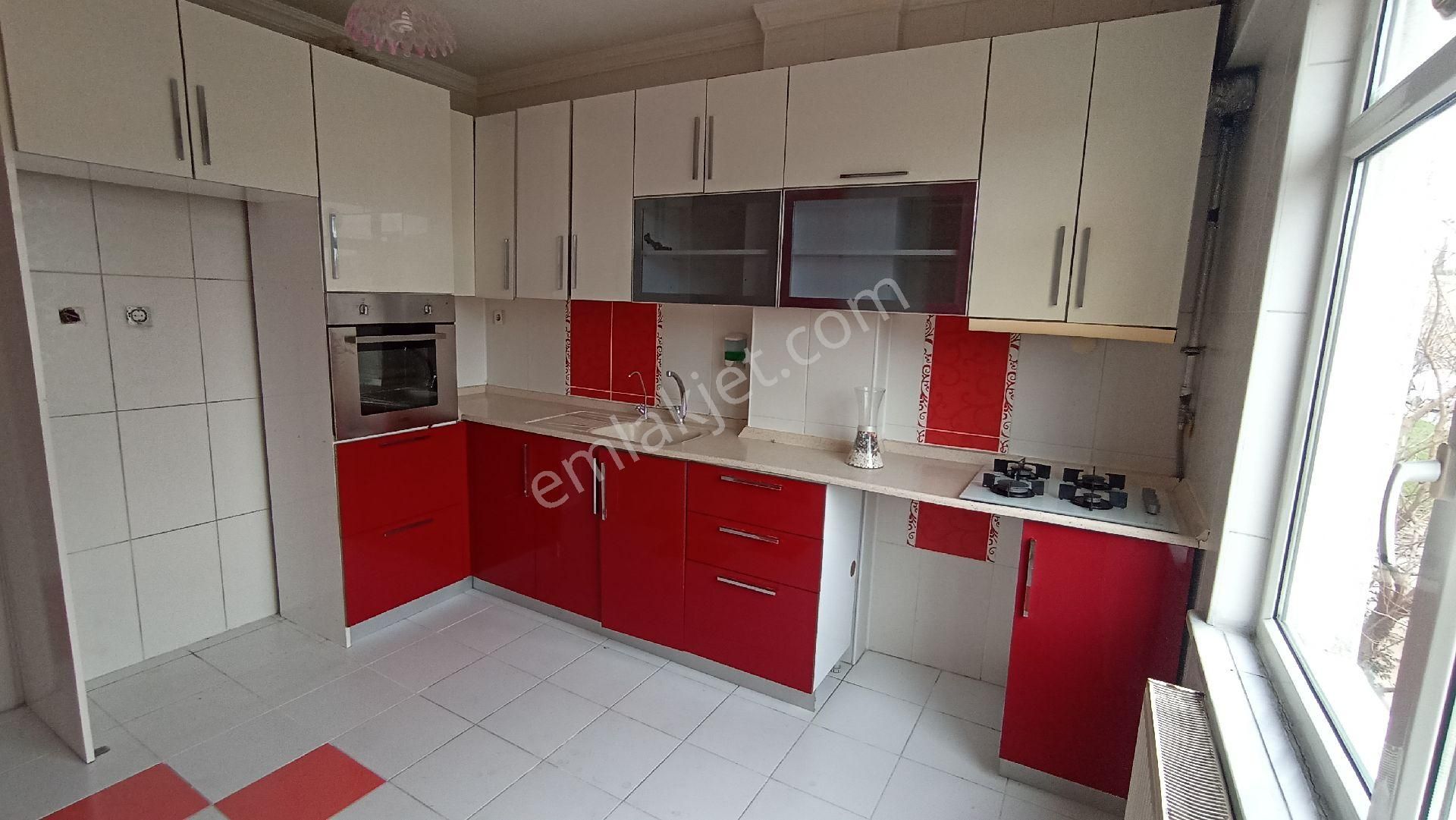 Halkalı Merkez Mahallesi'nde Kiralık 3+1 Daire - Görsel 3