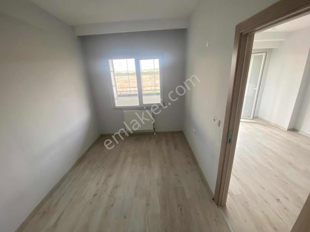 Ak Auto Gayrimenkul' Den Tekirdağ Süleymanpaşa Kumbağ Havuzlu Ultra Lüsk 1+1 Kiralık Daire - Görsel 14