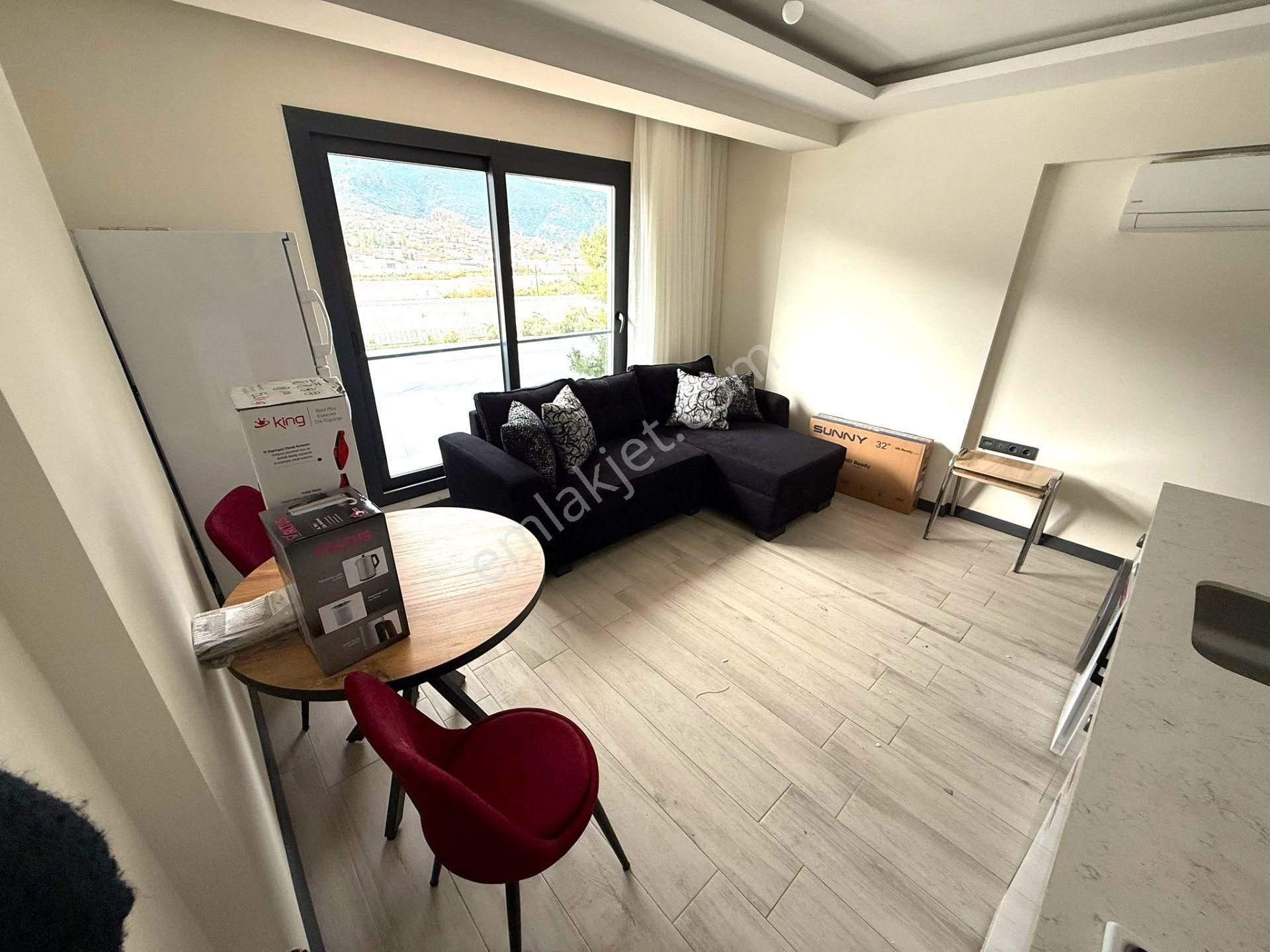 Goldhouse Dan Kiralık Esenköy De Asansörlü ,kameralı, Lüks ; İşletme Fakültesi Yakını 1+1 Daire - Görsel 5