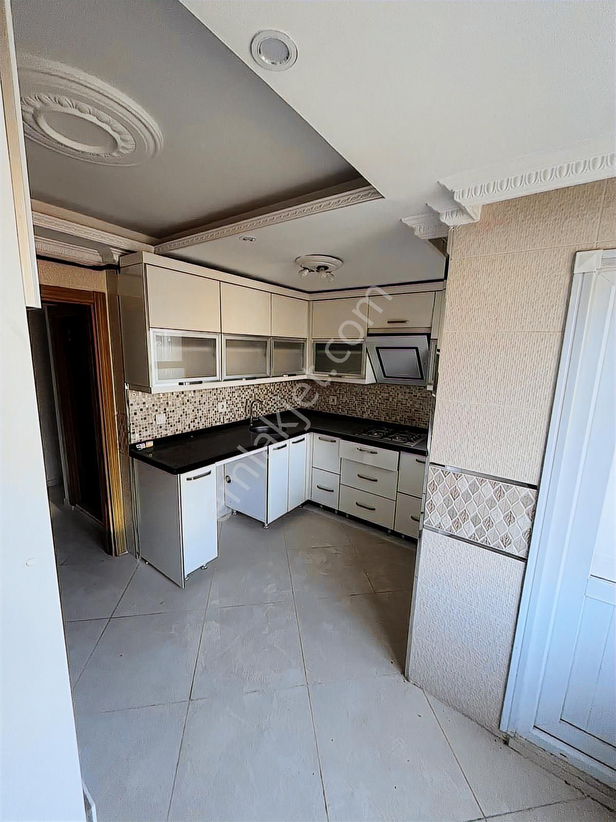 Tk Gayrimenkul'den Esenyurt Talatpaşa'da Dubleks Lüx Daire 5+1 - Görsel 3