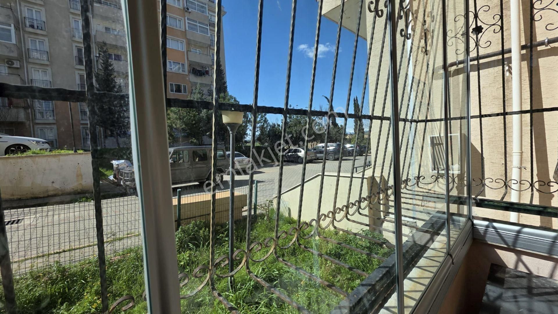 Berrin Nadir'den Doğa İçinde Yatay Mimari Bahçe Katı Kapalı Mutfak Site İçi 3+1 - Görsel 14