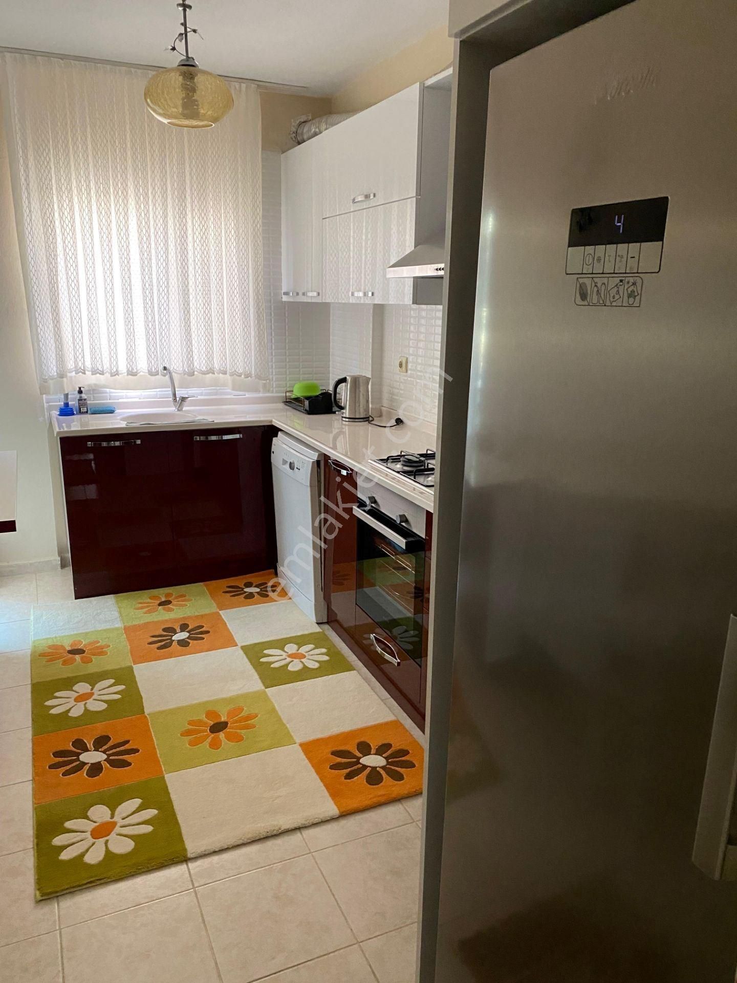 Berrin Nadir'den Doğa İçinde Yatay Mimari Bahçe Katı Kapalı Mutfak Site İçi 3+1 - Görsel 30