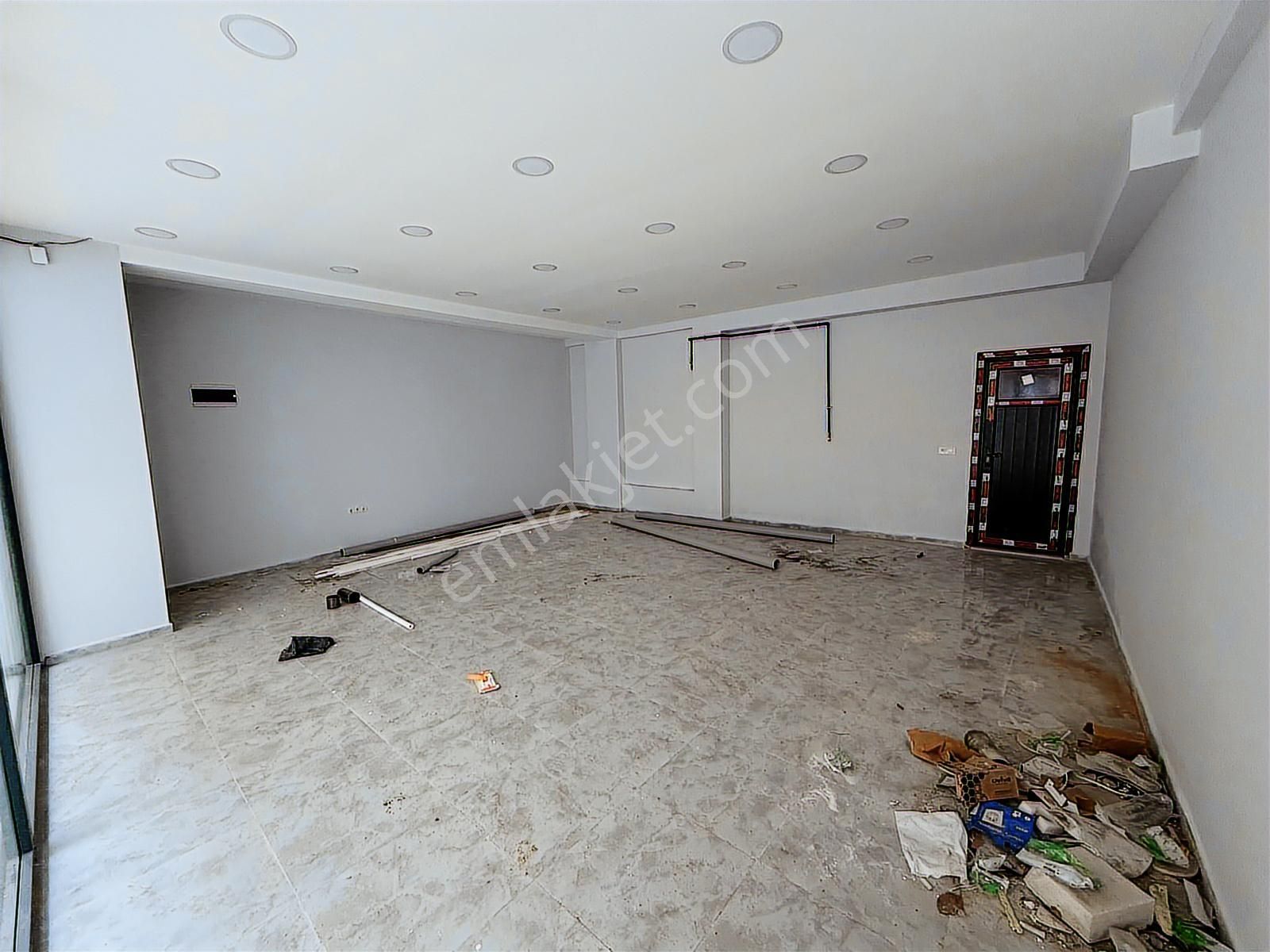 Tk Gayrimenkul'den Yeşiltepede Merkezi Konumda Giriş 70m2 Dükkan - Görsel 4