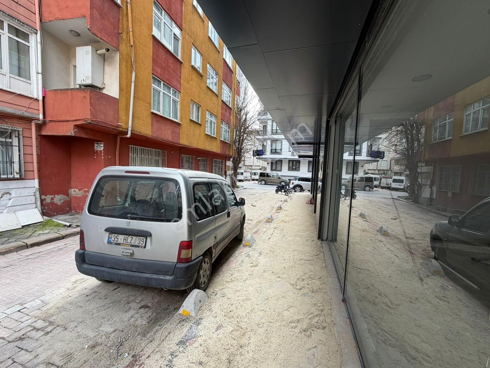 Tk Gayrimenkul'den Yeşiltepede Merkezi Konumda Giriş 70m2 Dükkan - Görsel 5