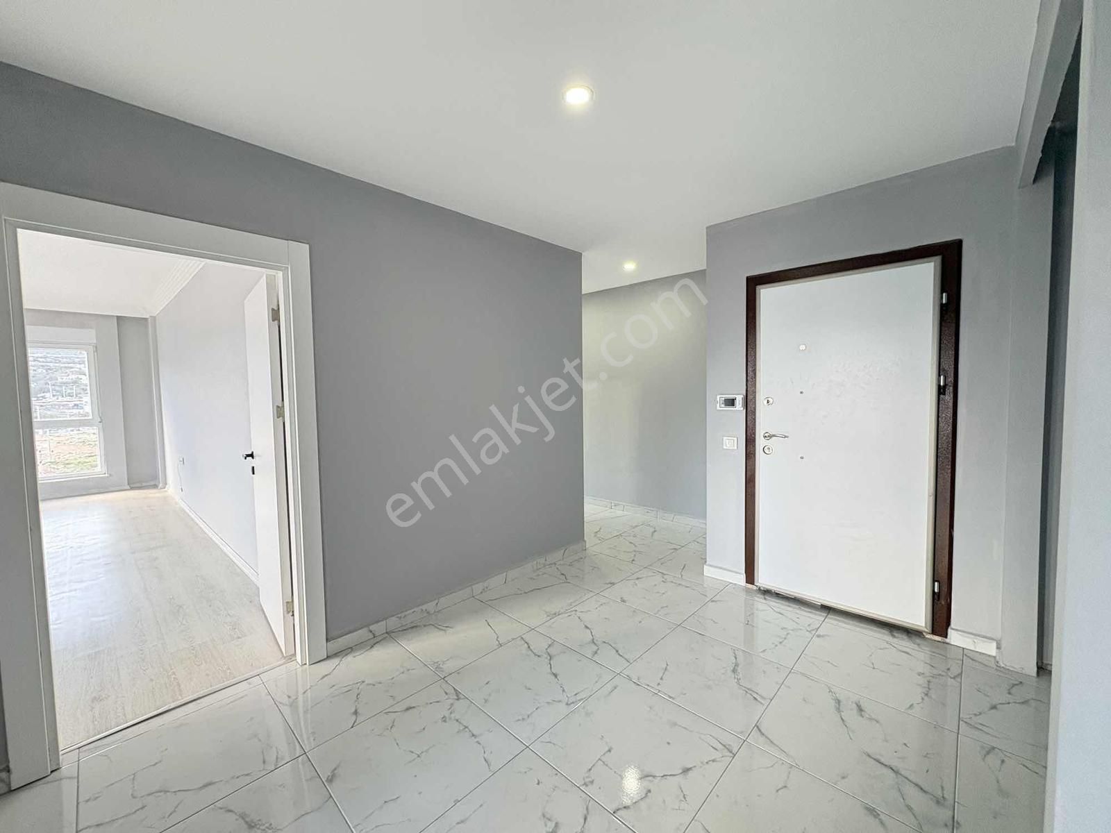 Fevzi Çakmak'ta Site İçi, Çok Geniş 3+1 Havuzlu Kiralık Daire - Görsel 15