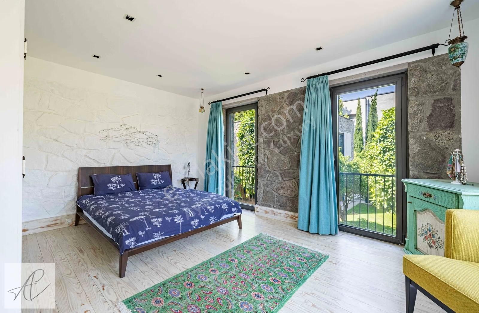 Akyarlar Karaincir'de, Denize Sıfır, Yazlık Taş Ev - Görsel 10