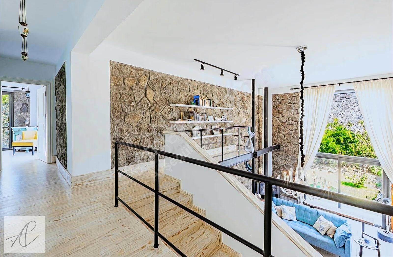 Akyarlar Karaincir'de, Denize Sıfır, Yazlık Taş Ev - Görsel 21