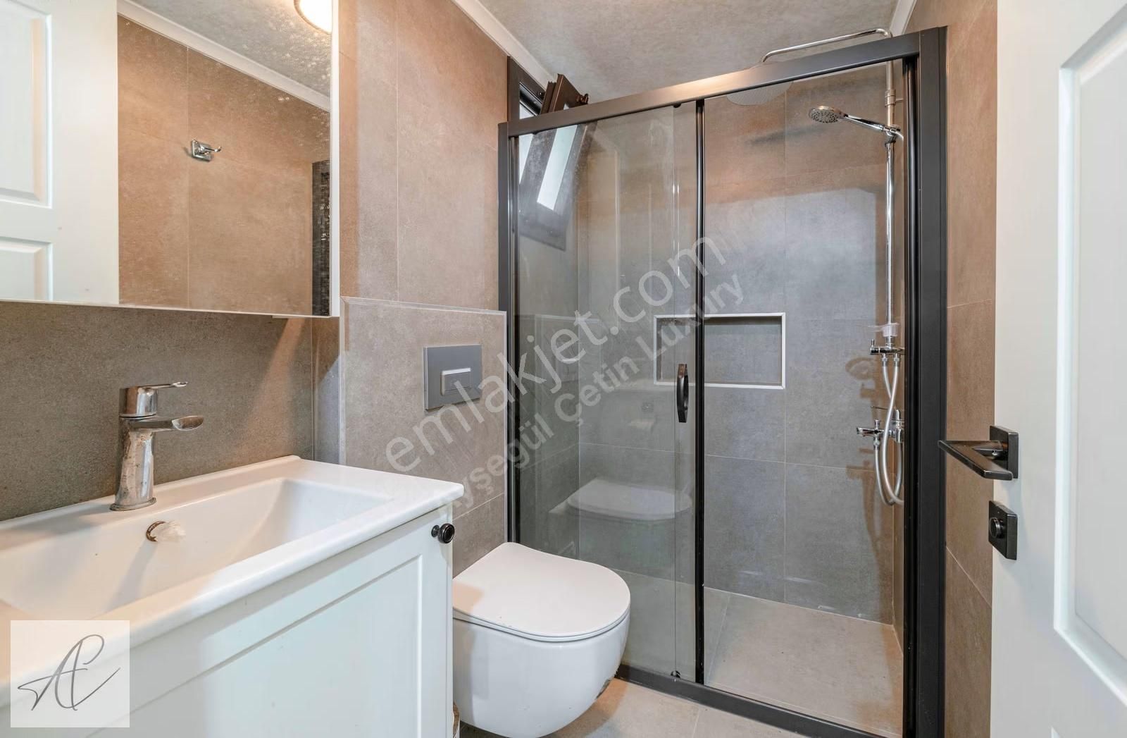 Bitez, Aktur, C Mahallesi Alangülü'nde, Tamamen Yenilenmiş Villa - Görsel 30