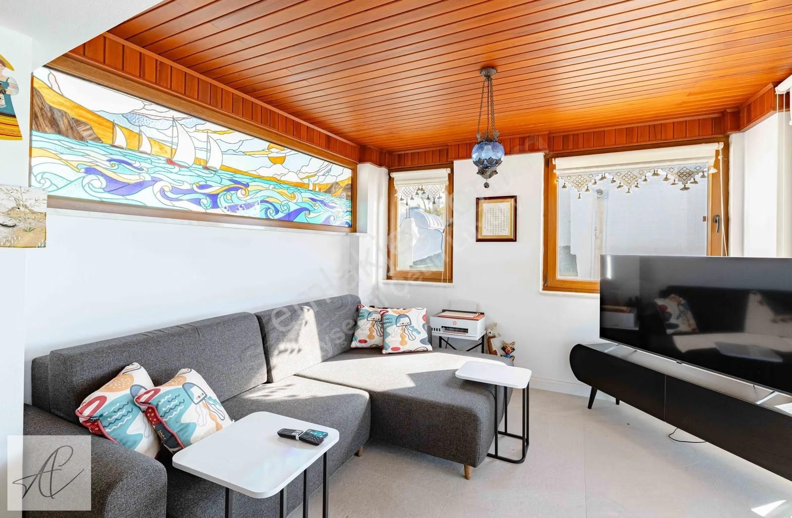 Bitez, Aktur, C Mahallesi Alangülü'nde, Tamamen Yenilenmiş Villa - Görsel 17