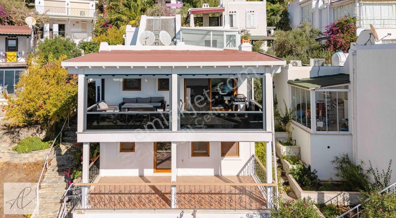 Bitez, Aktur, C Mahallesi Alangülü'nde, Tamamen Yenilenmiş Villa - Görsel 3