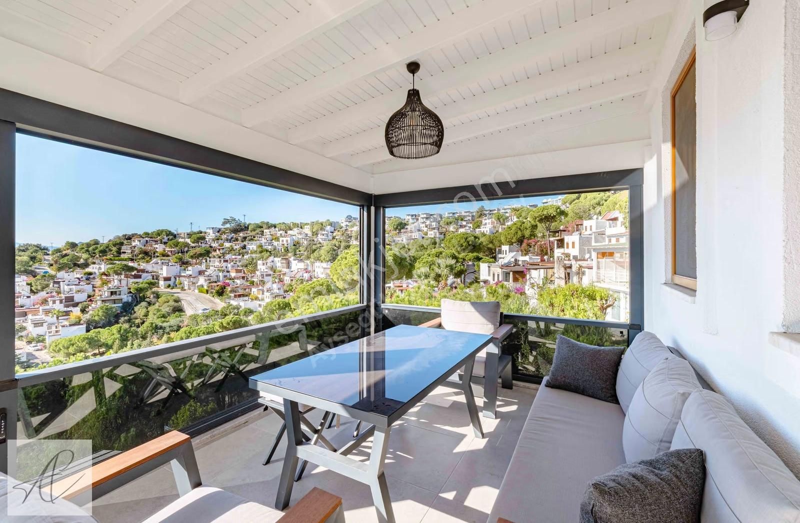 Bitez, Aktur, C Mahallesi Alangülü'nde, Tamamen Yenilenmiş Villa - Görsel 5