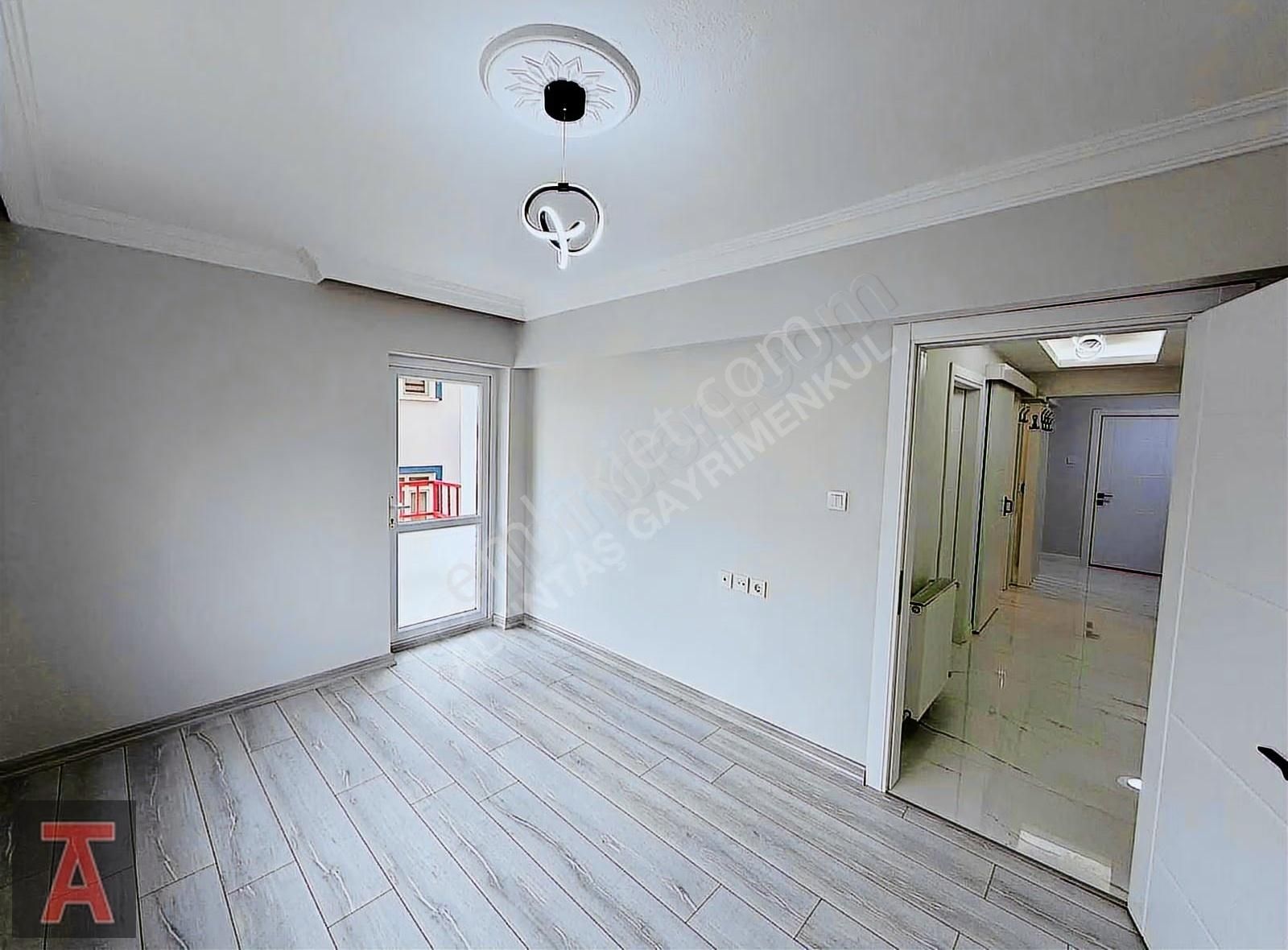 Elvan Mah'de Ara Katta Ultra Lüx Yapılı Cadde Üzeri 3+1 - Görsel 30