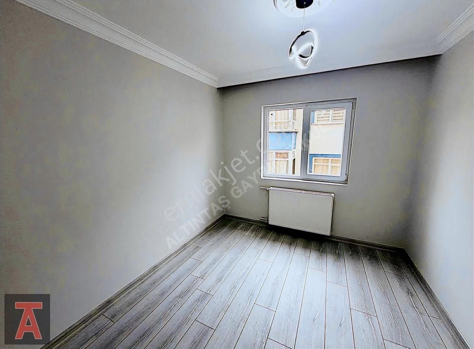 Elvan Mah'de Ara Katta Ultra Lüx Yapılı Cadde Üzeri 3+1 - Görsel 16