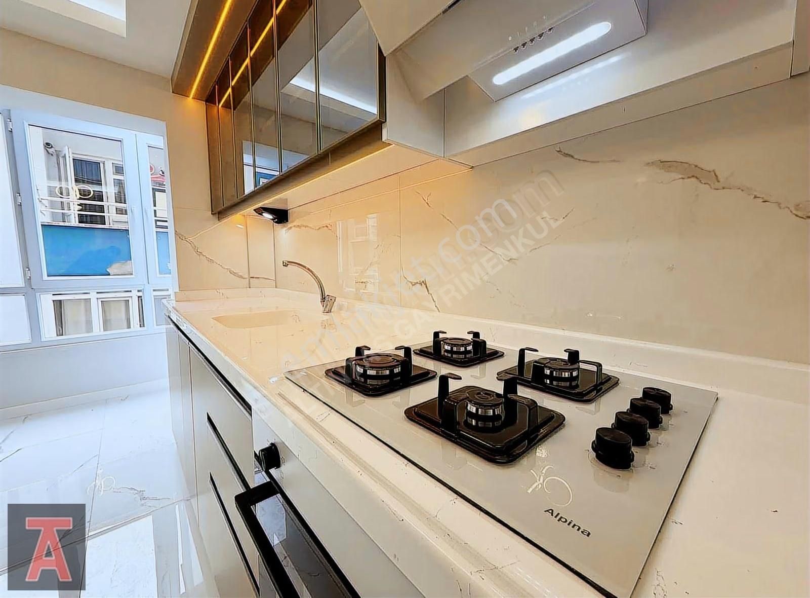 Elvan Mah'de Ara Katta Ultra Lüx Yapılı Cadde Üzeri 3+1 - Görsel 22