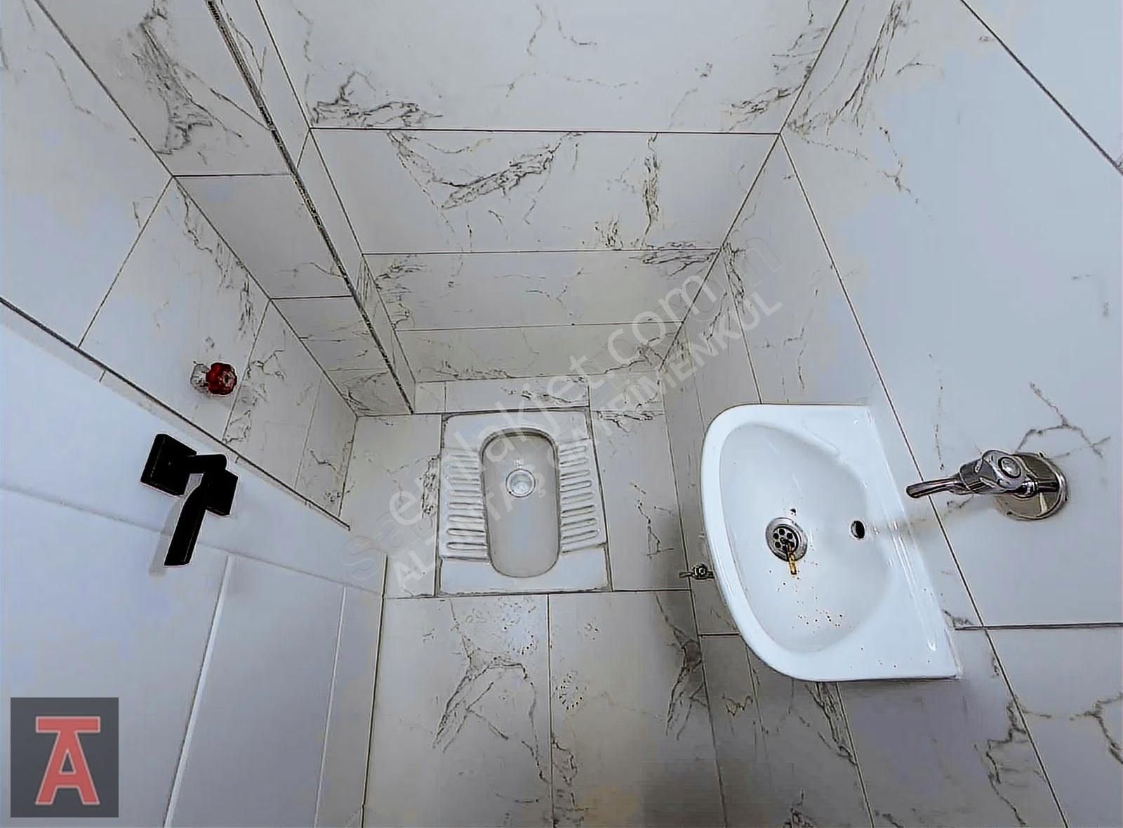 Elvan Mah'de Ara Katta Ultra Lüx Yapılı Cadde Üzeri 3+1