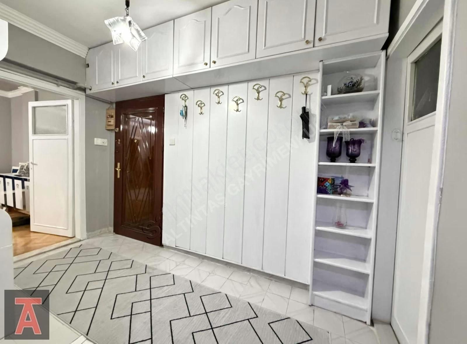 Etimesgut Merkezde Köşe Bina Cadde Üzeri Ara Kat Ön Cephe 3+1 - Görsel 25