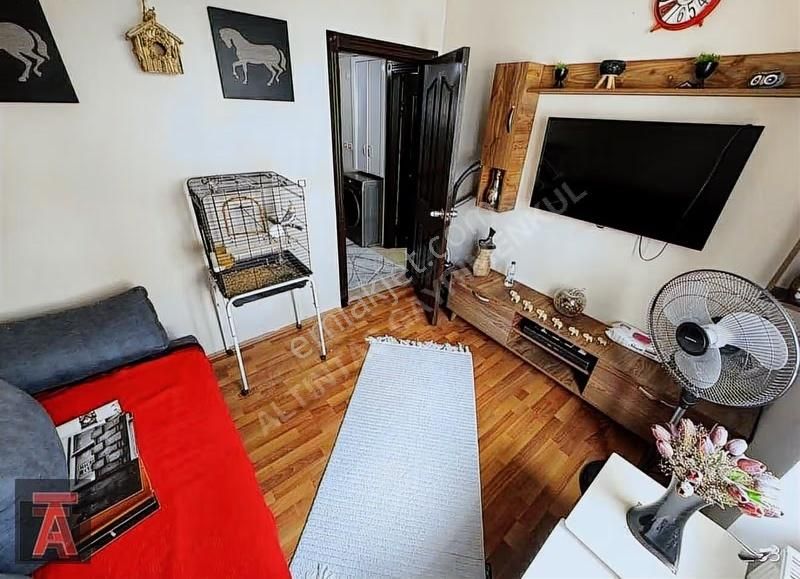 30 Ağustos Mah'de Geniş Metrekare Yapılı Ara Kat 3+1 Daire - Görsel 19