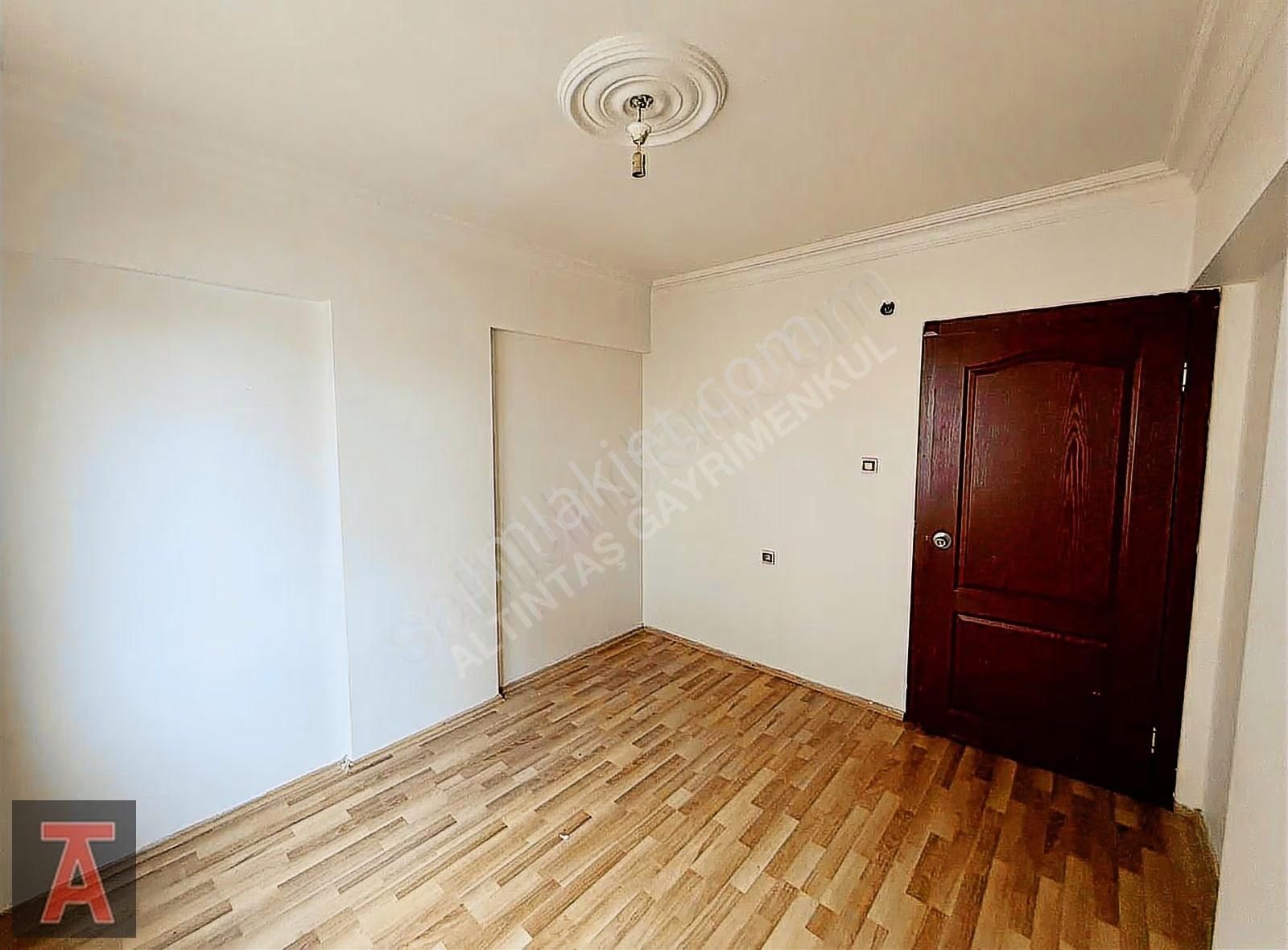 Kazım Karabekir Mah'de Ara Katta 3+1 Kiralık Daire - Görsel 17