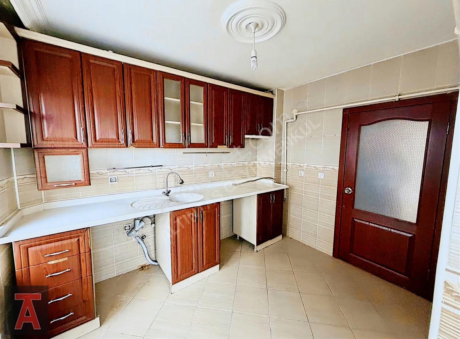 Kazım Karabekir Mah'de Ara Katta 3+1 Kiralık Daire - Görsel 22
