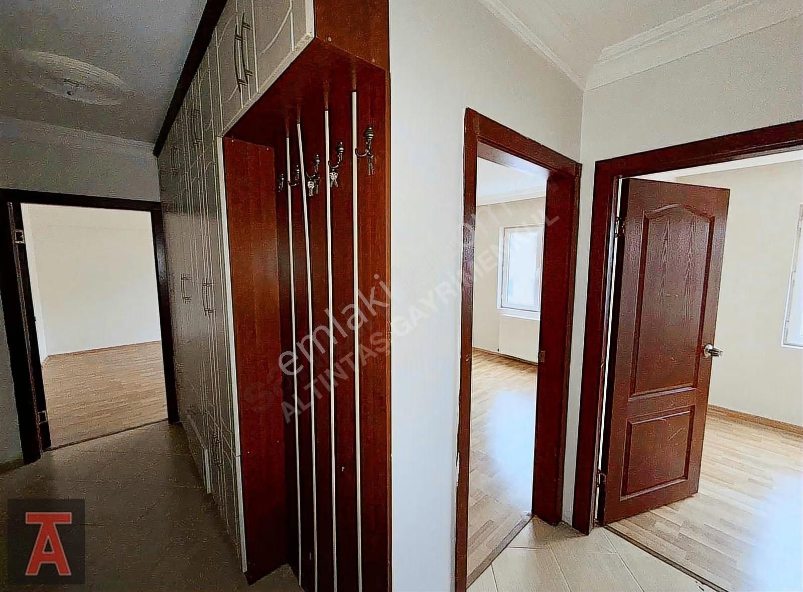 Kazım Karabekir Mah'de Ara Katta 3+1 Kiralık Daire - Görsel 32