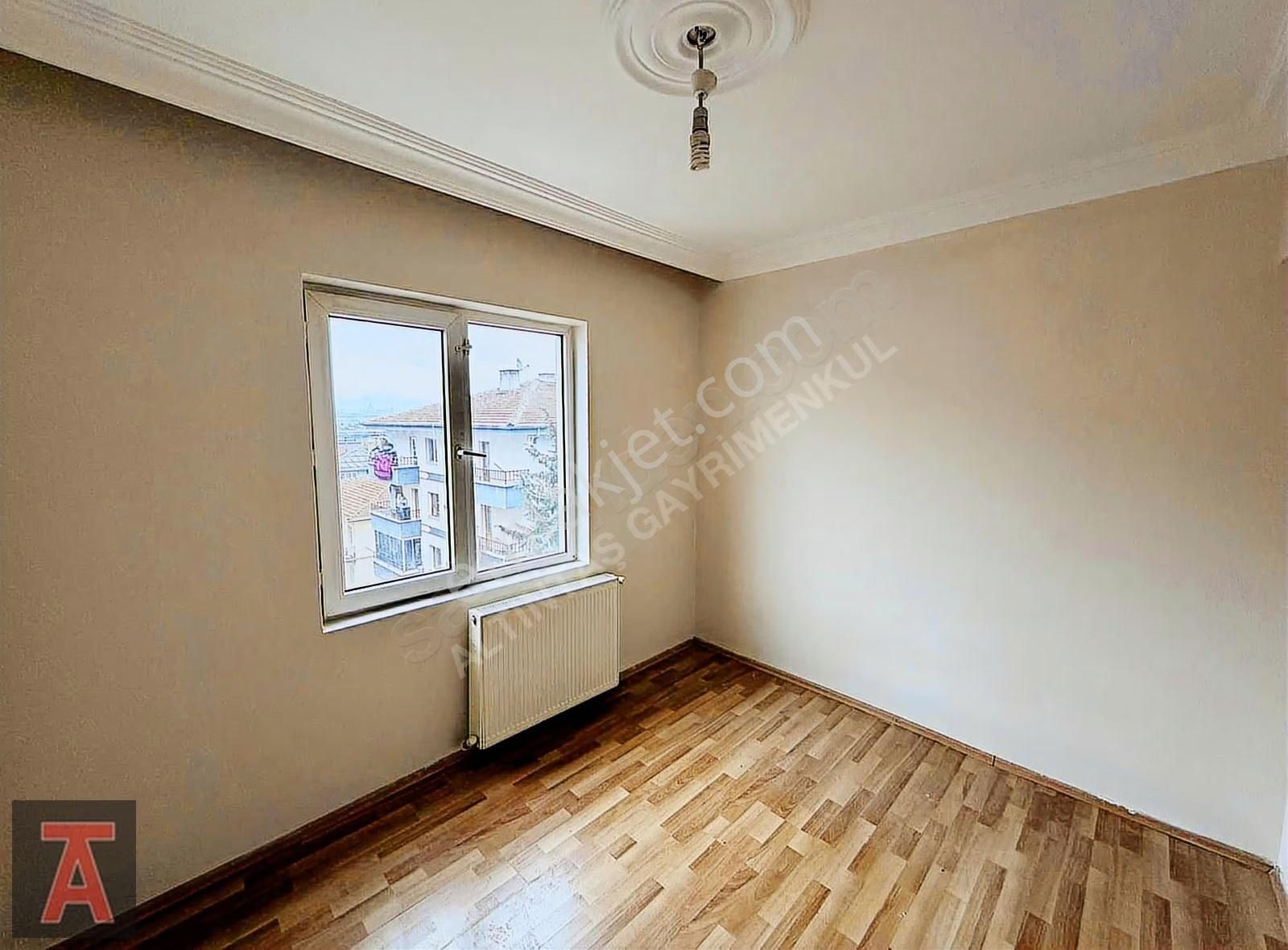 Kazım Karabekir Mah'de Ara Katta 3+1 Kiralık Daire - Görsel 5