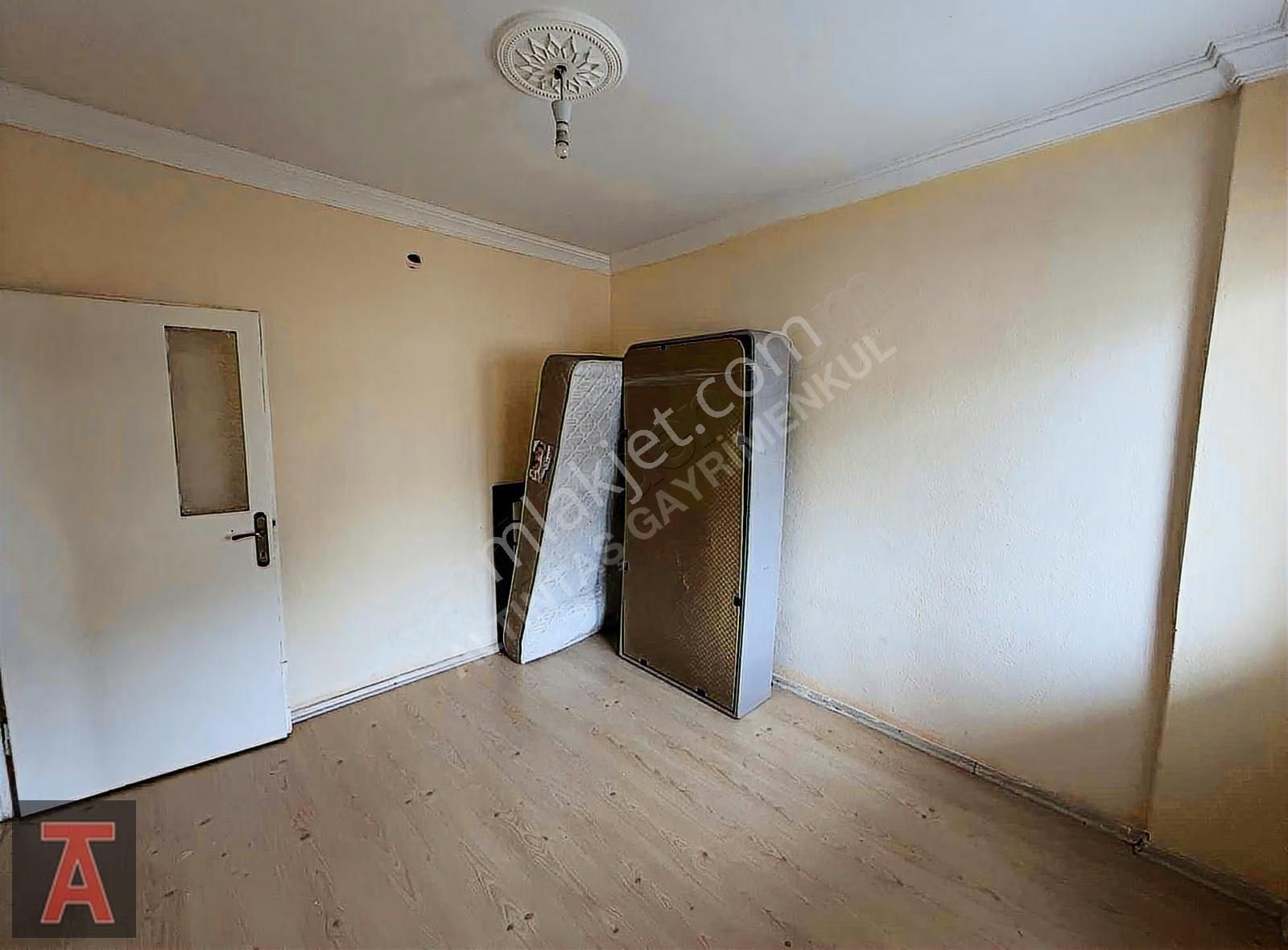 Etimesgut Merkezde Adliye Bina Yakını Katta Köşe Başı Ön Cephe - Görsel 22