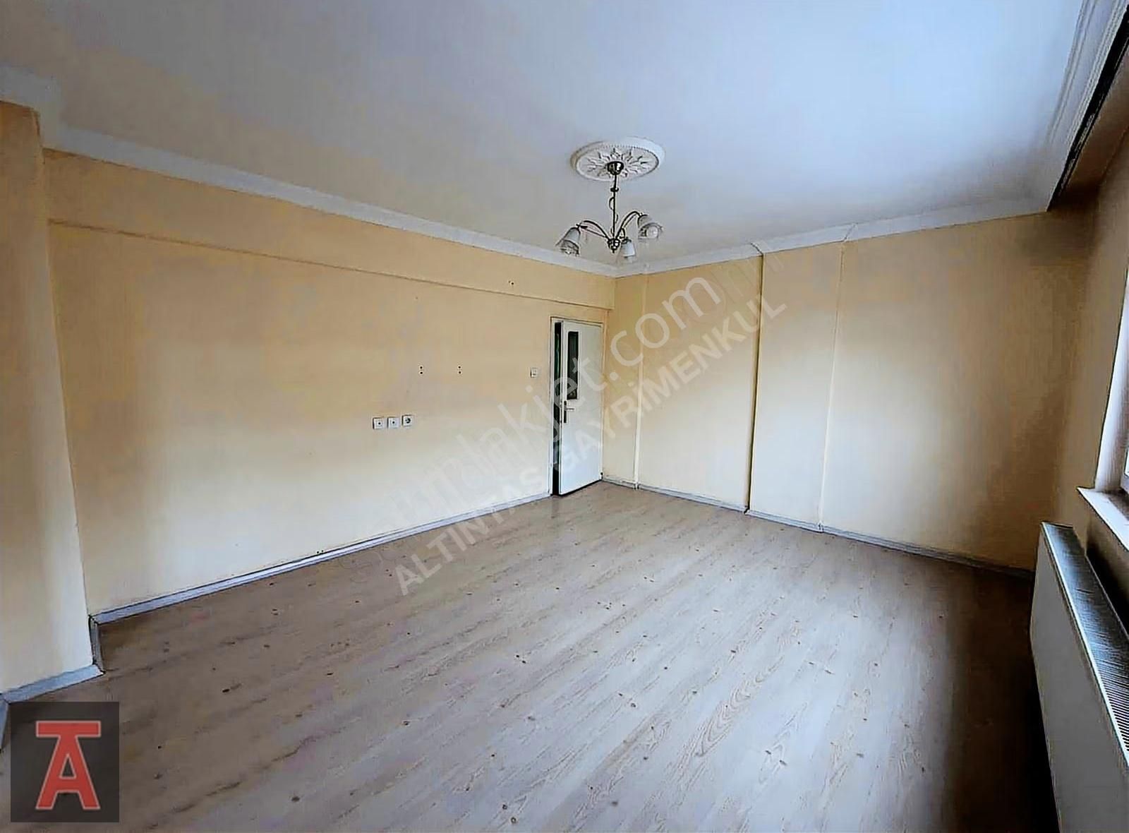 Etimesgut Merkezde Adliye Bina Yakını Katta Köşe Başı Ön Cephe - Görsel 26