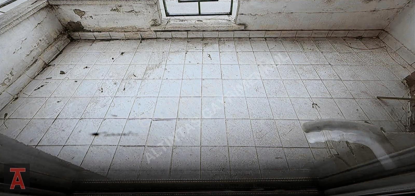 Etimesgut Merkezde Adliye Bina Yakını Katta Köşe Başı Ön Cephe - Görsel 18