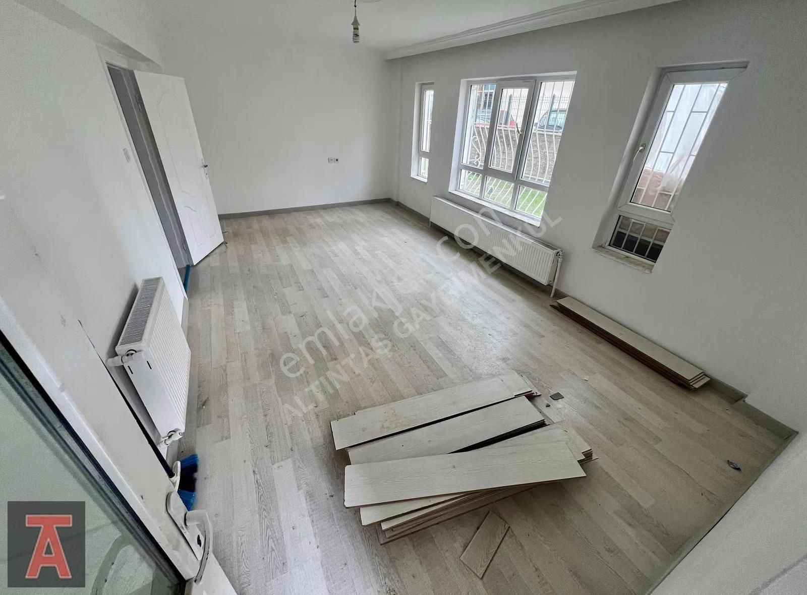 Etimesgut Merkezde Satılık Balkonlu 2+1 Daire - Görsel 22