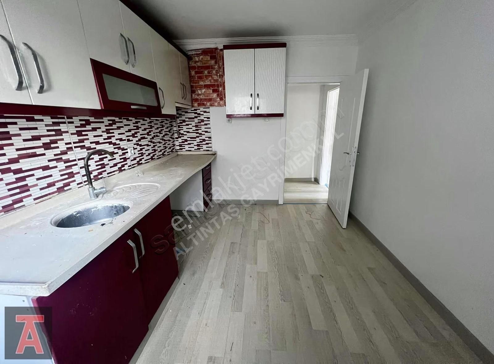 Etimesgut Merkezde Satılık Balkonlu 2+1 Daire - Görsel 17