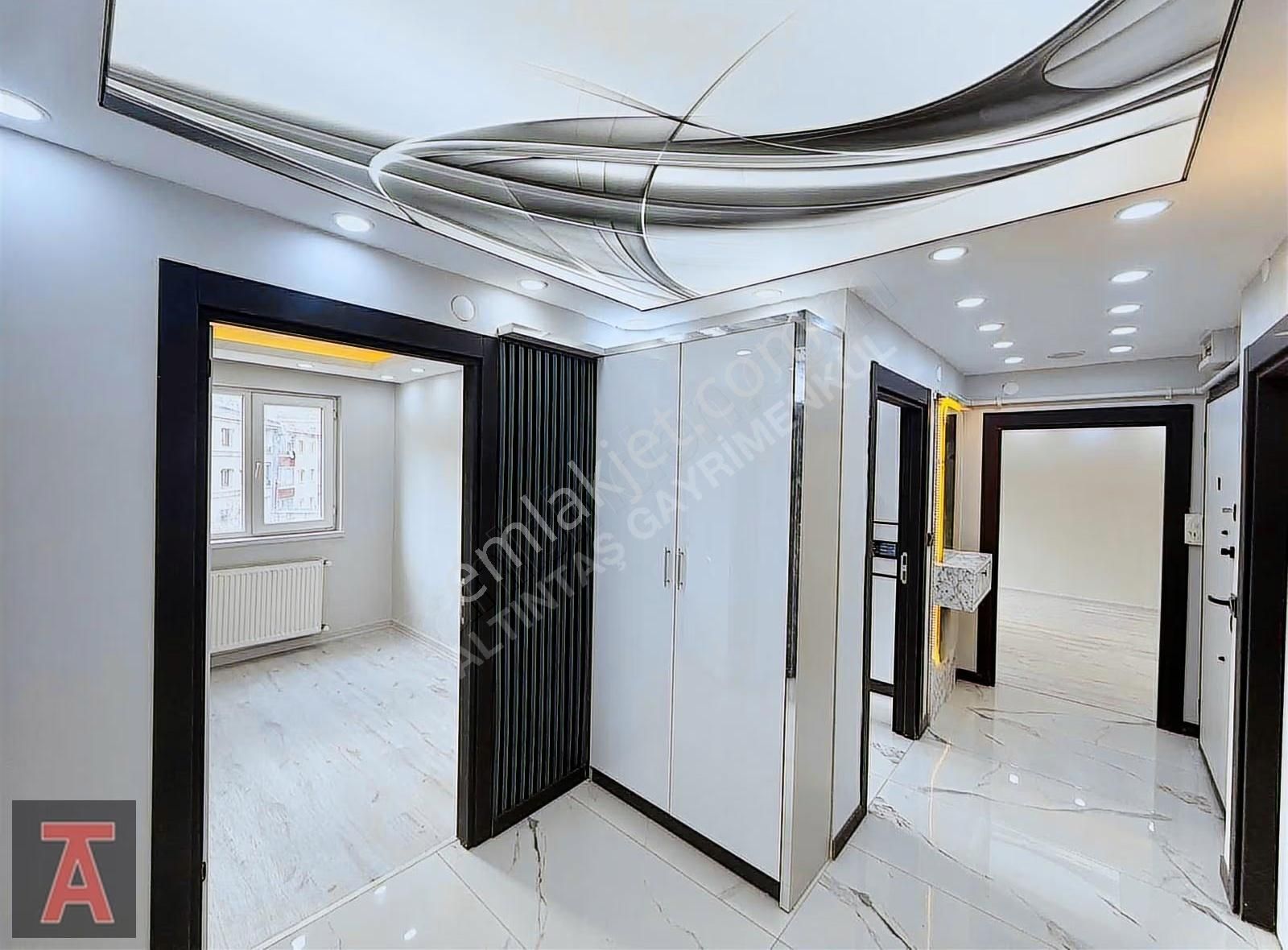 Alsancak Mah'de Asansörlü Lüx Yapılı Ara Katta 3+1 Daire - Görsel 25