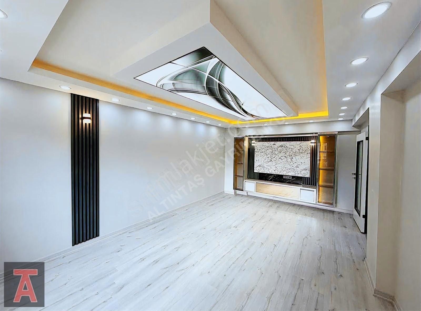 Alsancak Mah'de Asansörlü Lüx Yapılı Ara Katta 3+1 Daire - Görsel 32