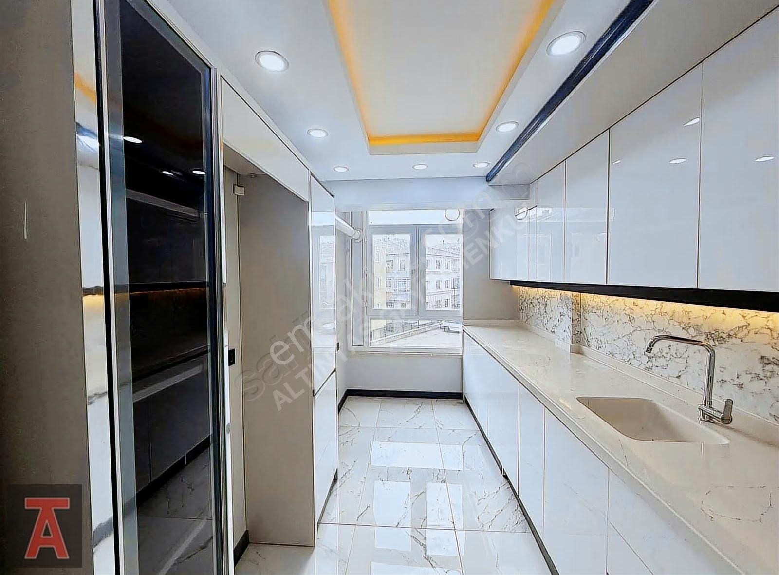 Alsancak Mah'de Asansörlü Lüx Yapılı Ara Katta 3+1 Daire - Görsel 27