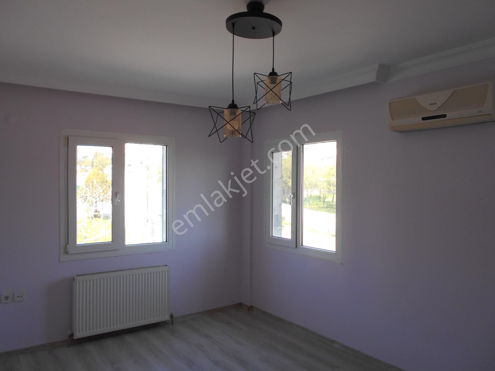 Cadde Üzerinde Doğal Taş Kaplamalı Triplex Villa - Görsel 22