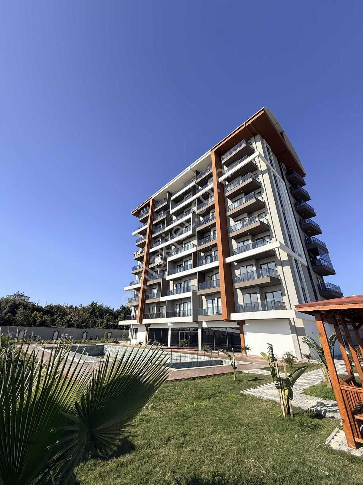 Alanya Payallar'da Kiralık Aktiviteli Eşyalı 1+1