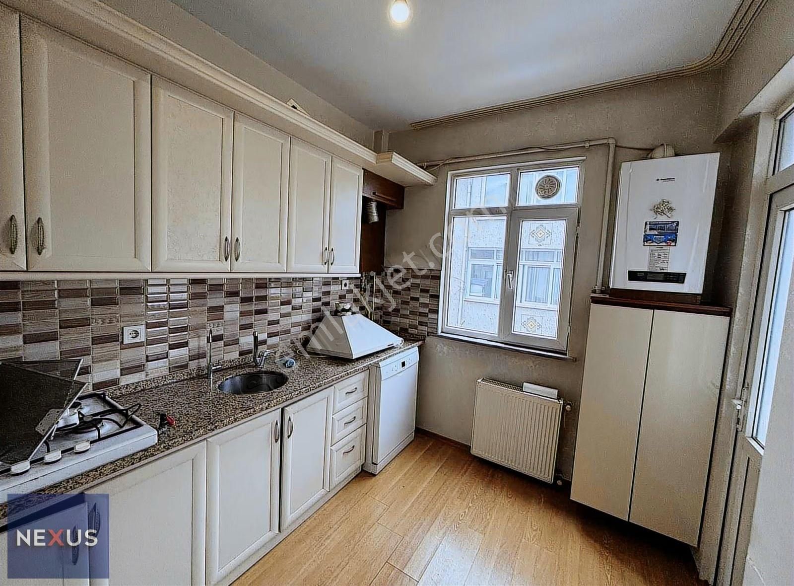 Sultanbeyli Fatih Mahallesinde Kiralık 3+1 Daire 130 M2 - Görsel 2