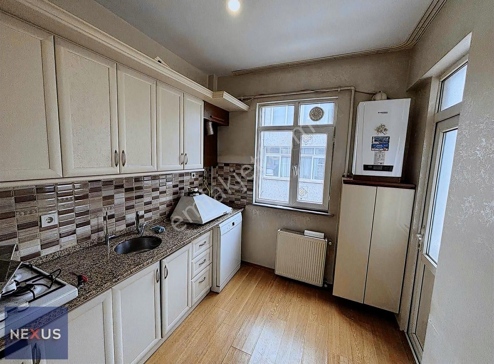 Sultanbeyli Fatih Mahallesinde Kiralık 3+1 Daire 130 M2 - Görsel 9