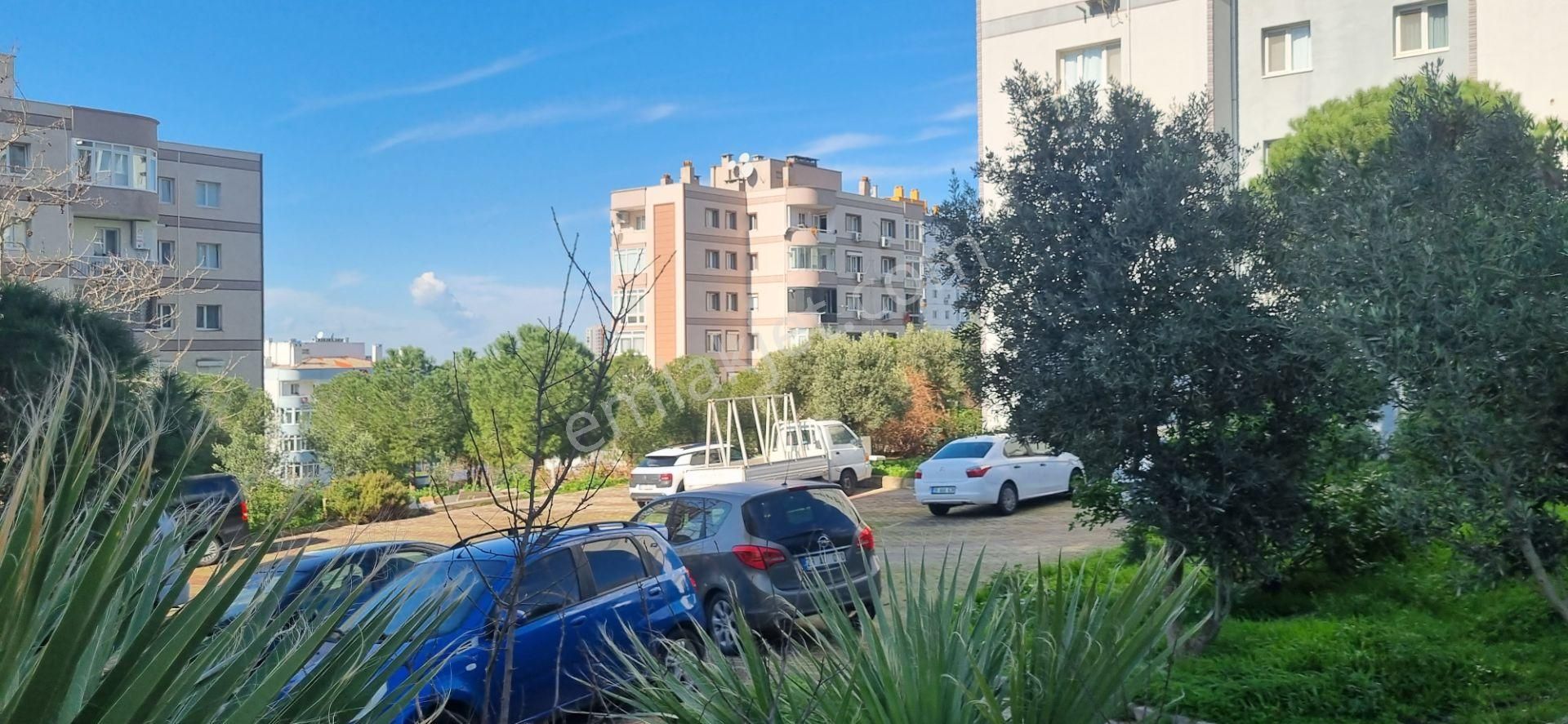 Çiğli Ev-ka 6 Sitesi'nde Satılık 3+1 Daire - Görsel 3