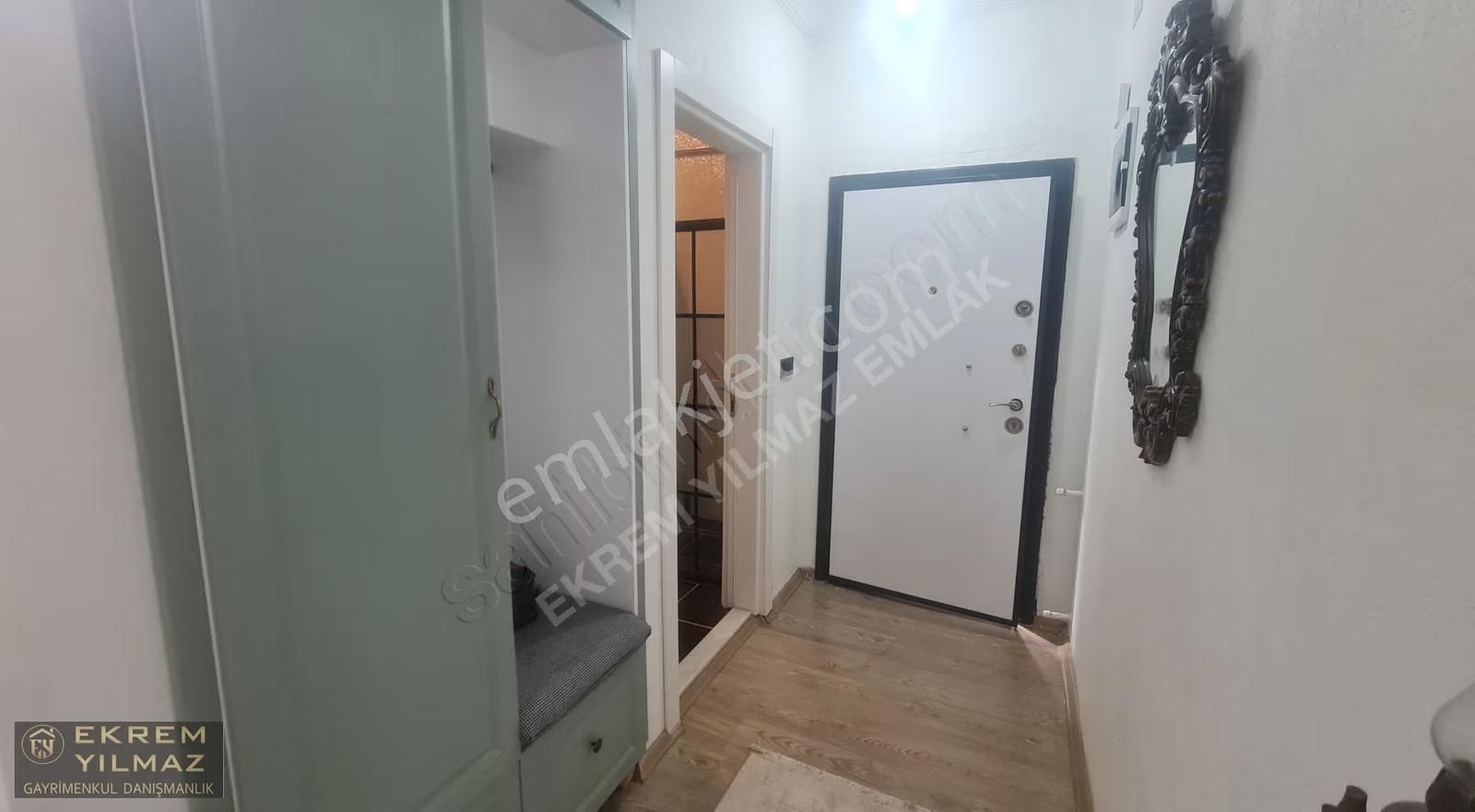 Gülpınar'da Eşyalı 1+1 Müstakil Ev: Bahçeli, Otoparklı - Görsel 5